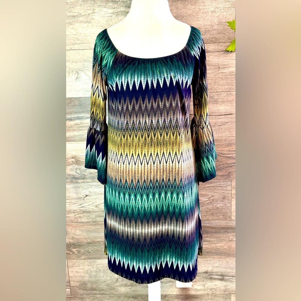 Point Chevron Midi Dress with Bell Sleeves
